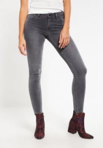 Kledingtips lange benen jeans
